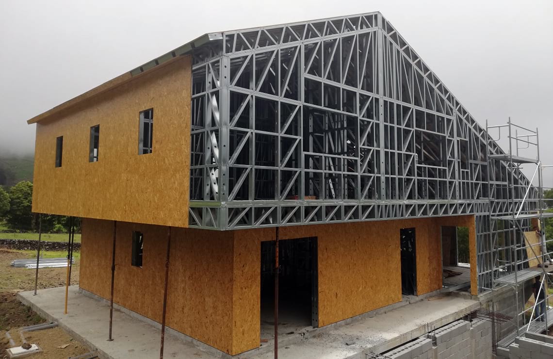 Fase de Placagem (placas OSB) - Tersteel - Destaque